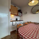 2 Pieces Avec Terrasse Et Acces Piscine - Fr-1-239-1107 Сибур