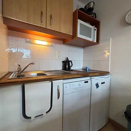 Апартаменты 2 Pieces Avec Terrasse Et Acces Piscine - Fr-1-239-1107 *